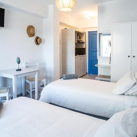 Ninetta'S Studios Poros Town Bagian luar foto